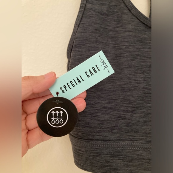 LuLaRoe Rise Invincible Sports Bra - dark heather grey, sz S. - Picture 3 of 12